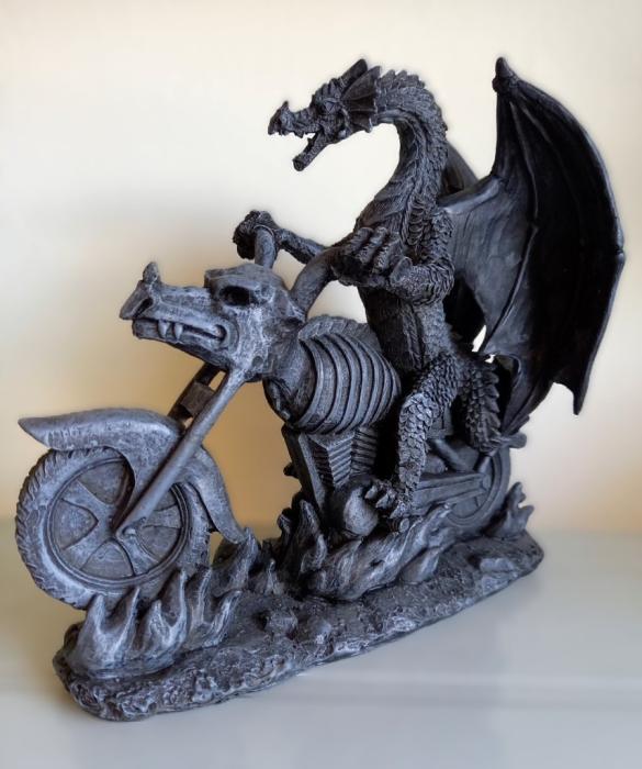 eKnallen Skulptur - Drake på motorcykel