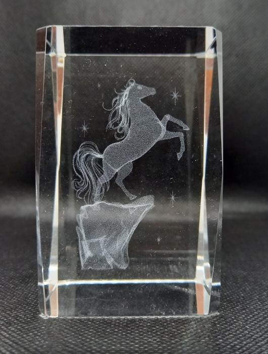eKnallen 3D Gravyr Kristallblock - Häst